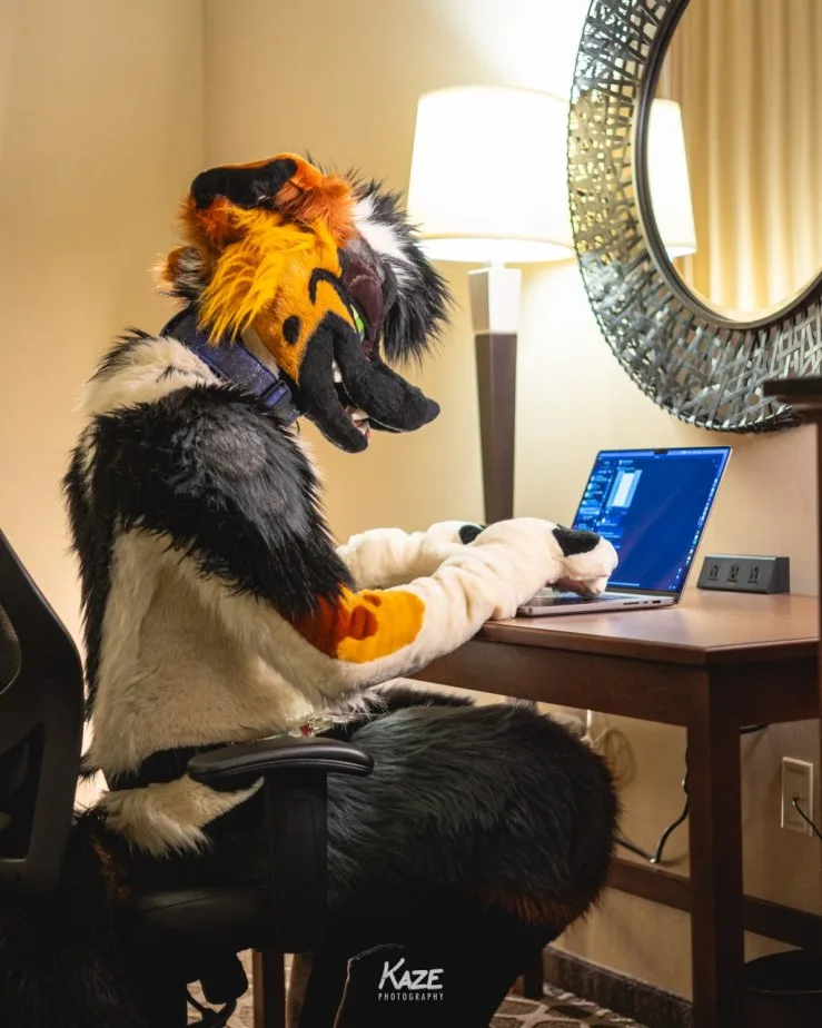 Anthrocon Hotel Reminder